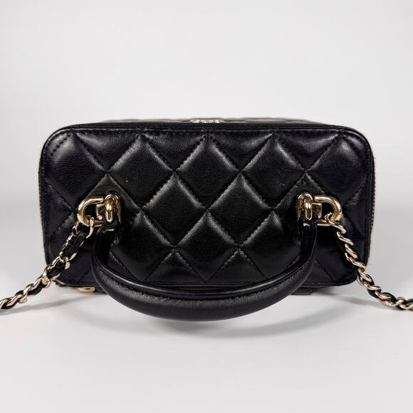 Chanel Quilted Lambskin Top Handle Vanity Case On Chain - Picture 8 of 12
